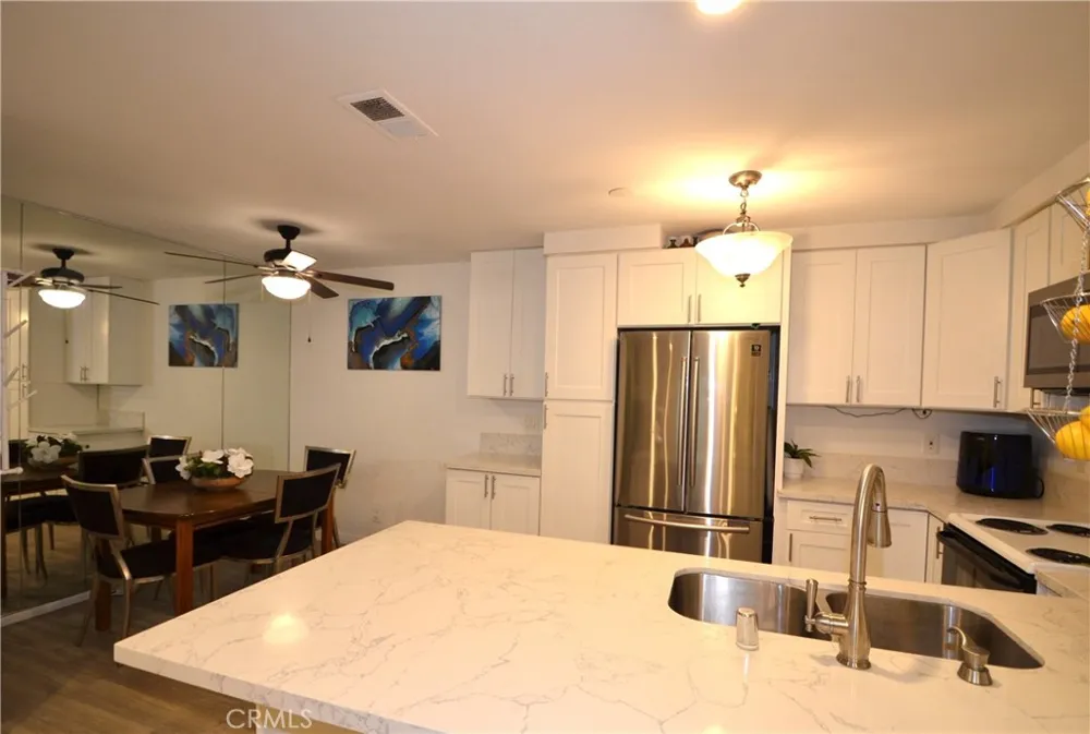 8712 Chessington Drive #255D Inglewood, CA 90305
