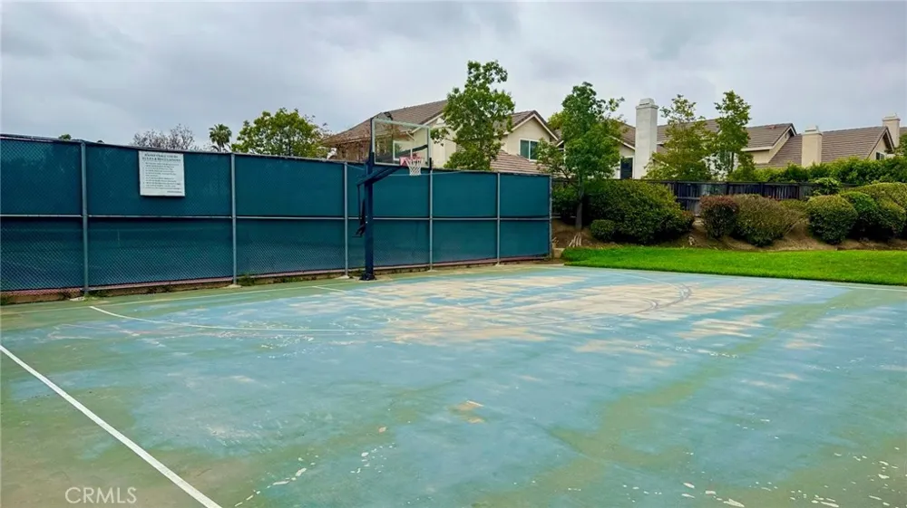 8712 Chessington Drive #255D Inglewood, CA 90305