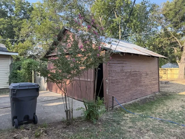 425 I Ardmore, OK 73401