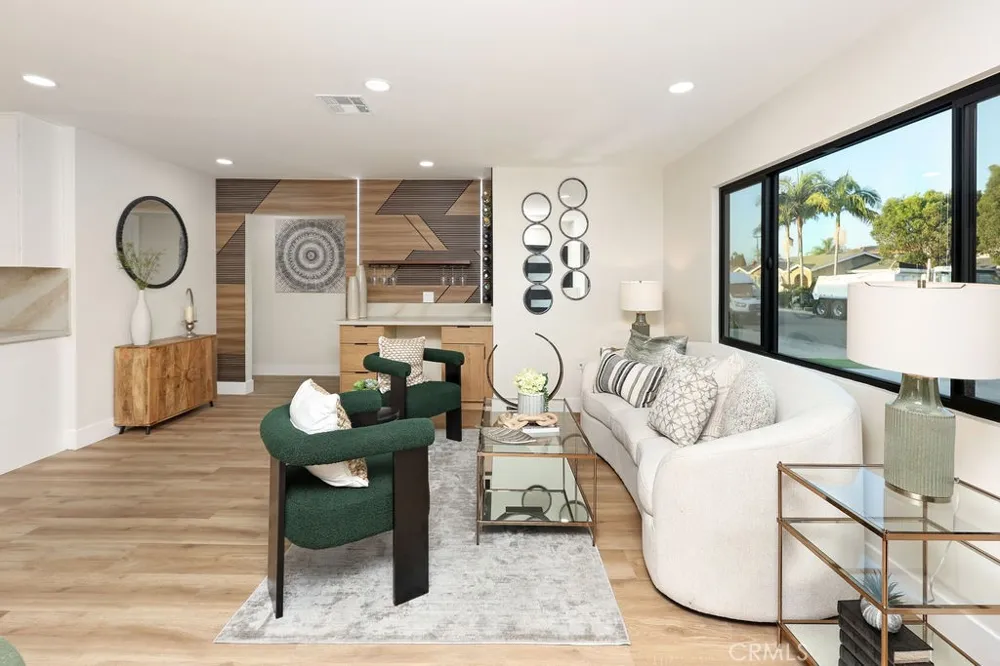 209 Dahlia Drive Anaheim, CA 92801