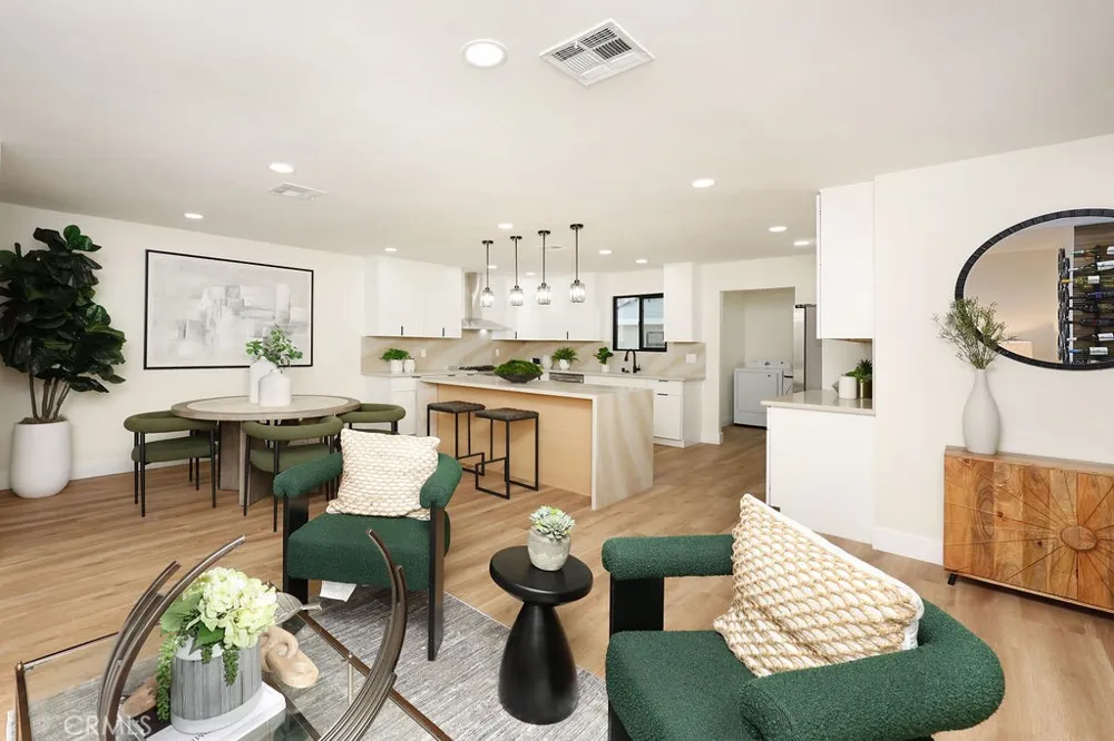209 Dahlia Drive Anaheim, CA 92801