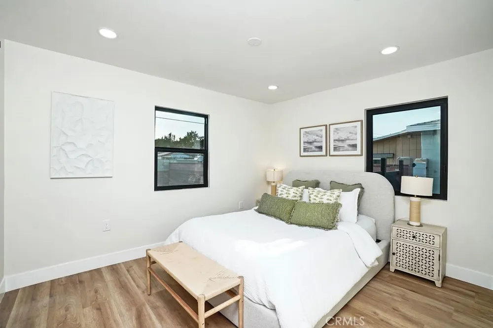 209 Dahlia Drive Anaheim, CA 92801