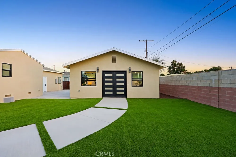 209 Dahlia Drive Anaheim, CA 92801