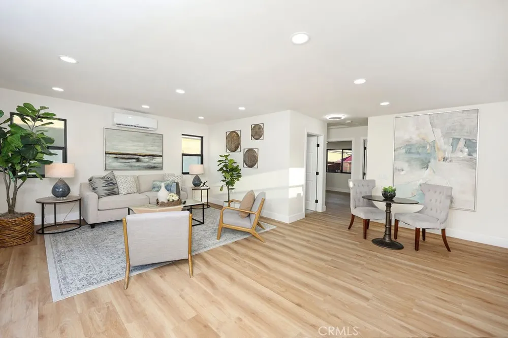 209 Dahlia Drive Anaheim, CA 92801