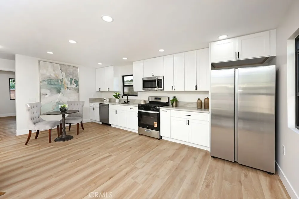 209 Dahlia Drive Anaheim, CA 92801