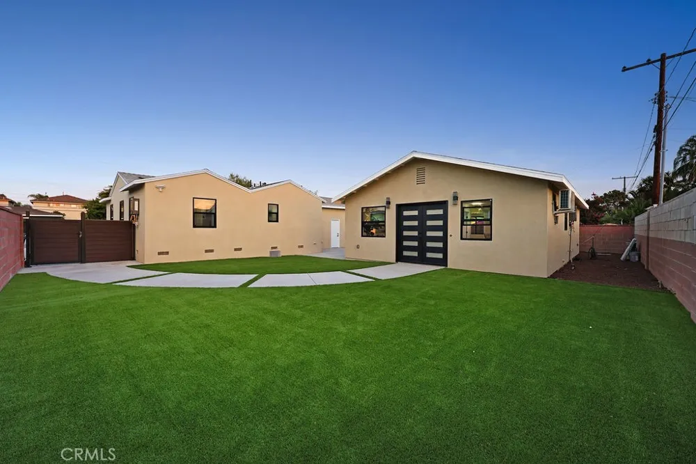 209 Dahlia Drive Anaheim, CA 92801