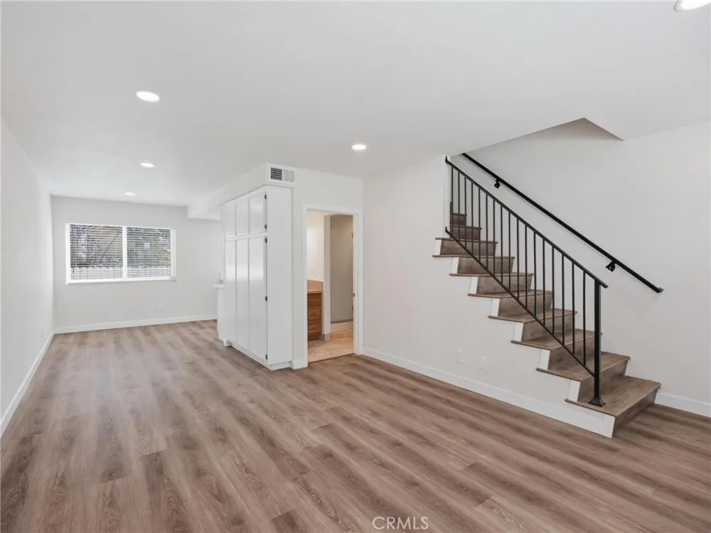 104 Atlantic #C Alhambra, CA 91801