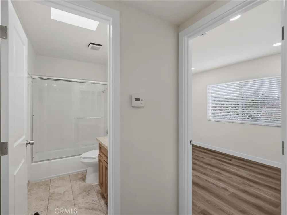 104 Atlantic #C Alhambra, CA 91801