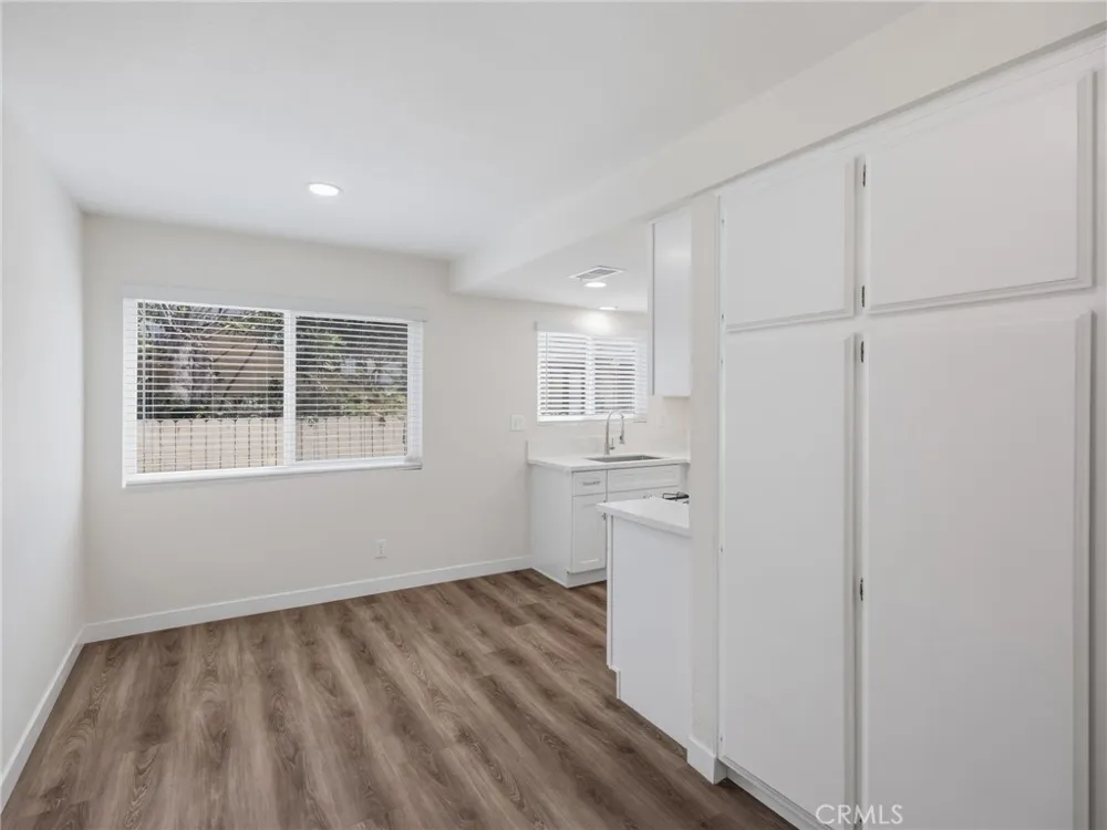 104 Atlantic #C Alhambra, CA 91801