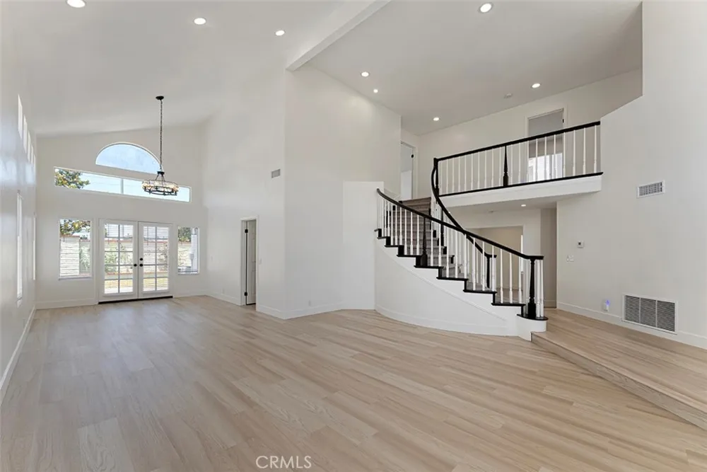 13381 Presidio Place Tustin, CA 92782