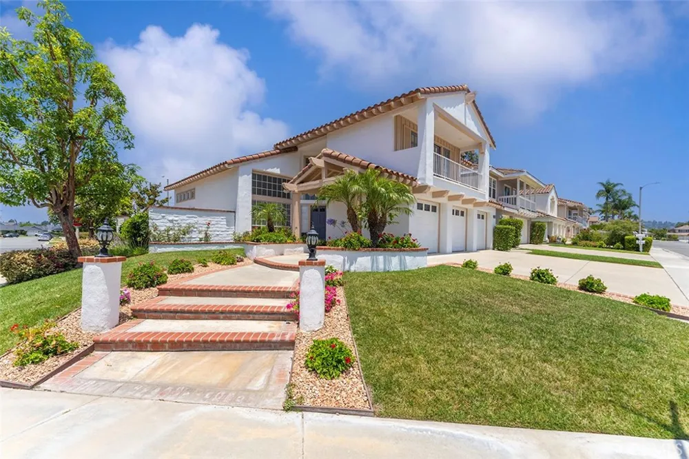 13381 Presidio Place Tustin, CA 92782