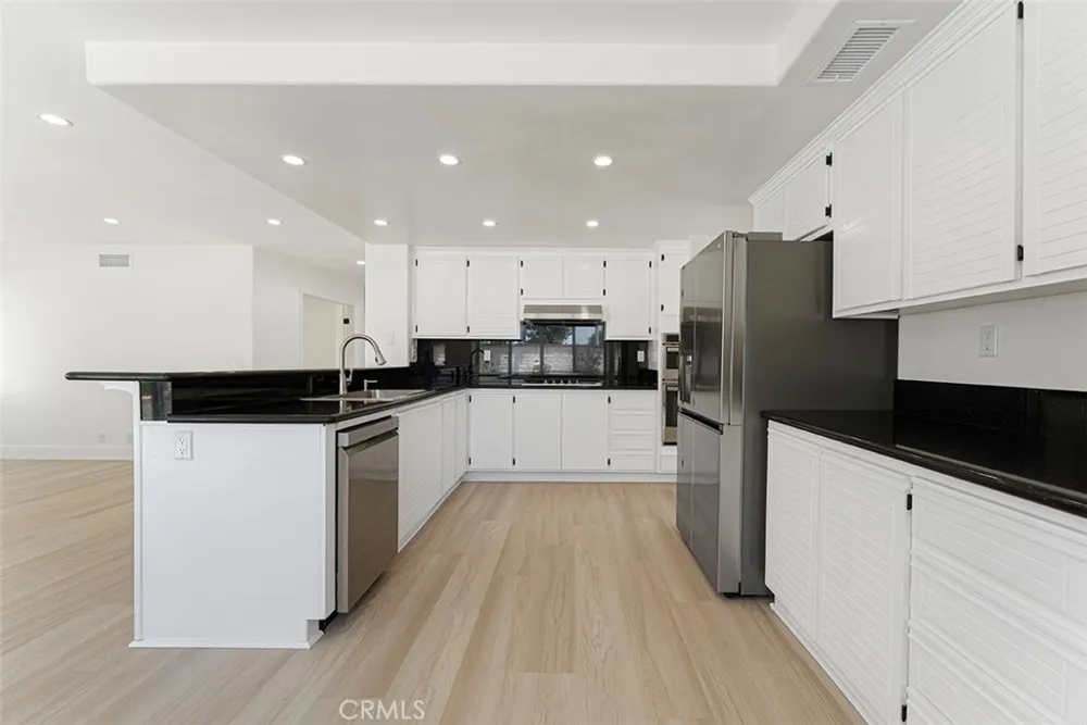 13381 Presidio Place Tustin, CA 92782