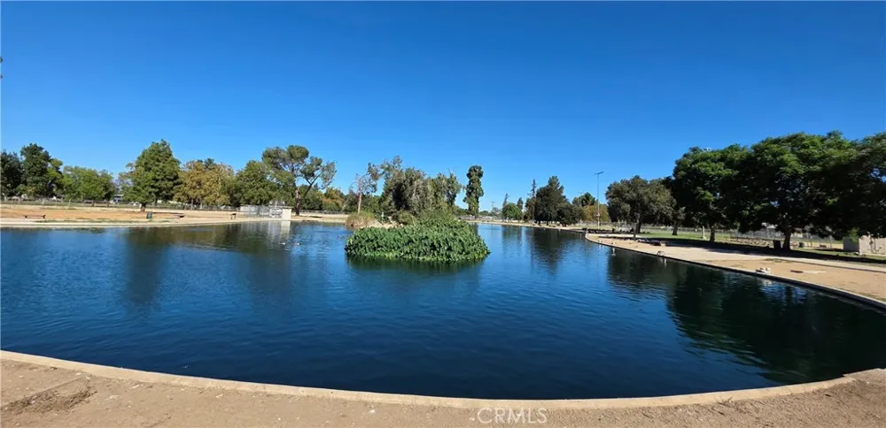 6545 Reseda Reseda, CA 91335