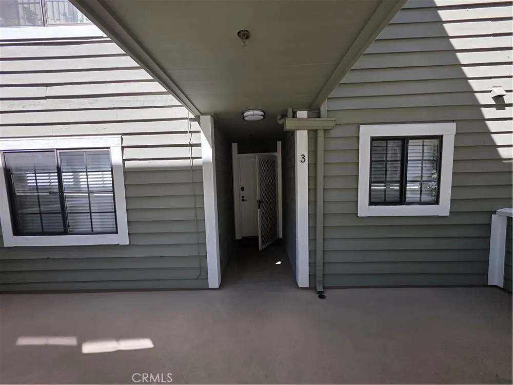 6545 Reseda Reseda, CA 91335