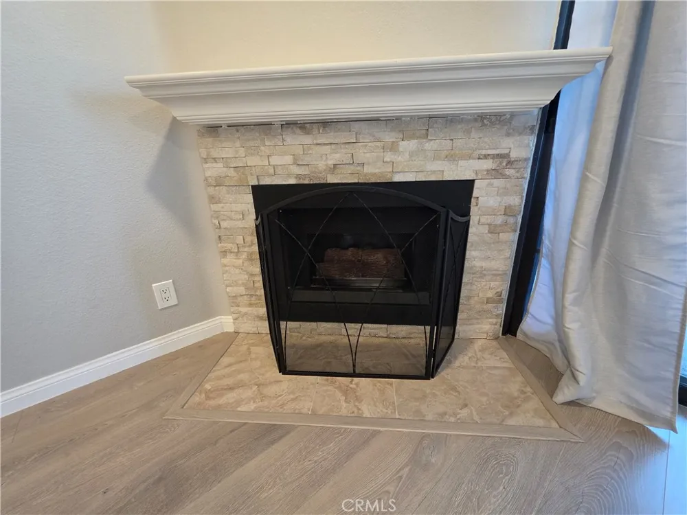 6545 Reseda Reseda, CA 91335