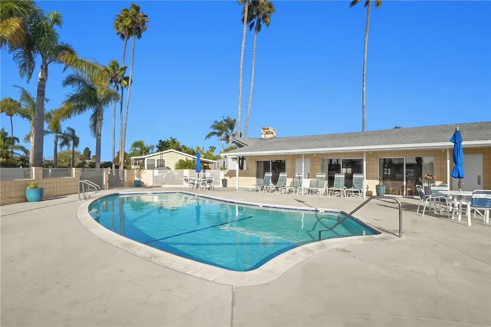 5200 Heil Avenue #28 Huntington Beach, CA 92649