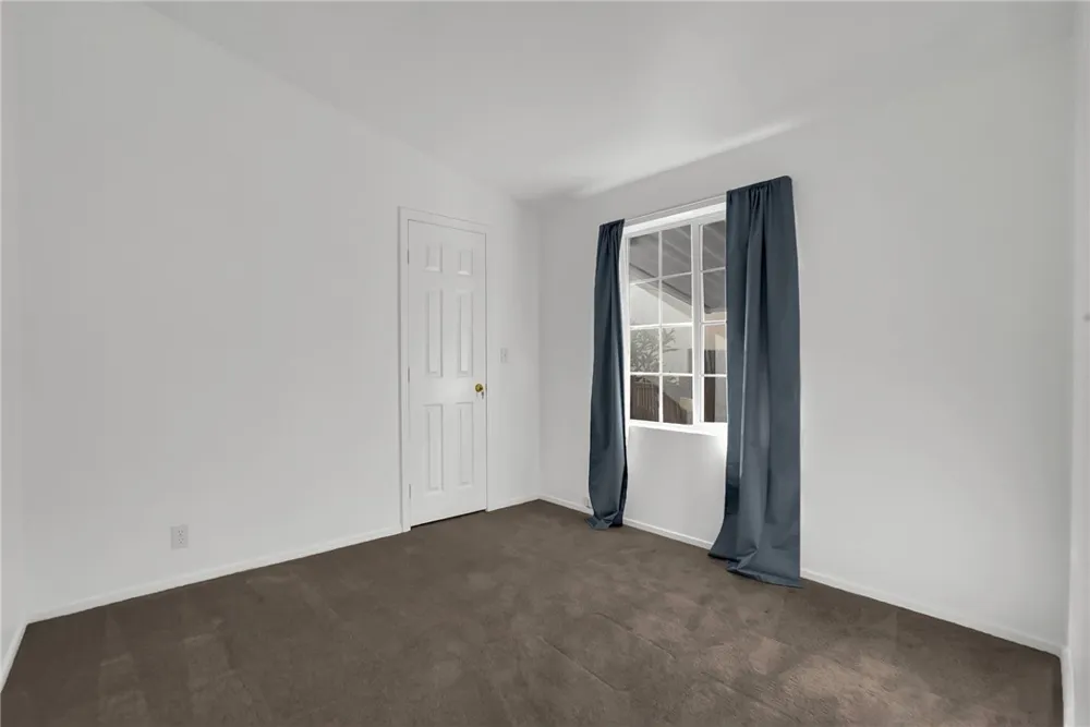 5200 Heil Avenue #28 Huntington Beach, CA 92649