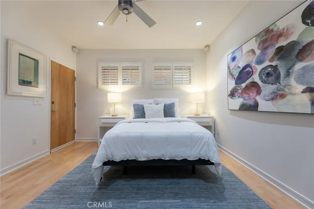 201 5th Manhattan Beach, CA 90266