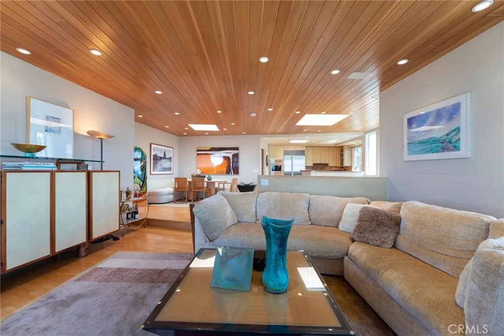 201 5th Manhattan Beach, CA 90266