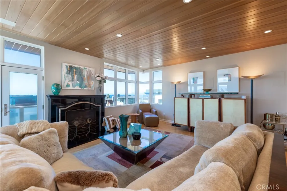 201 5th Manhattan Beach, CA 90266