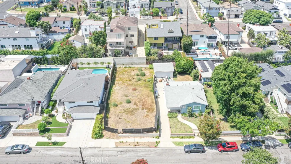 721 Bayonne El Segundo, CA 90245