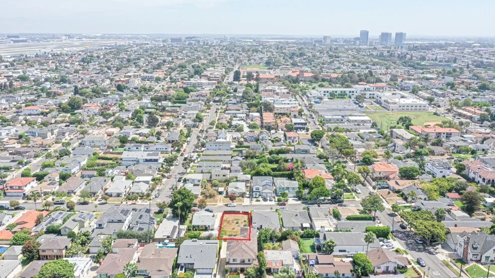 721 Bayonne El Segundo, CA 90245
