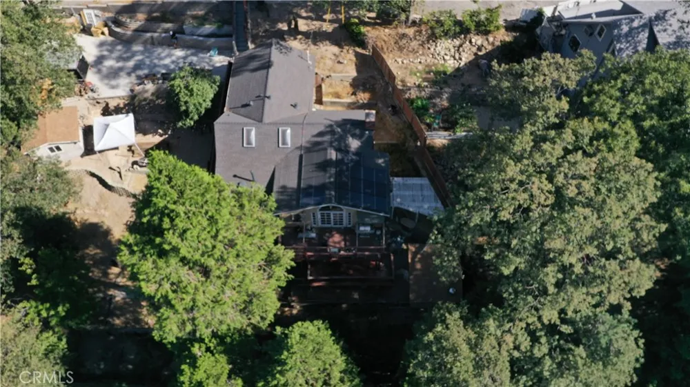 635 Acacia Dr Crestline, CA 92325