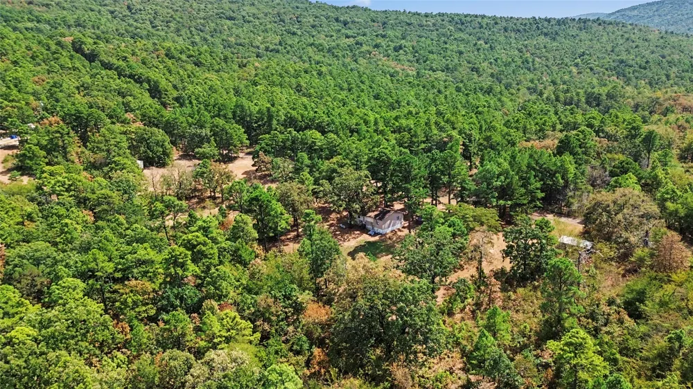 30066 W County Road 1343D McCurtain, OK 74944