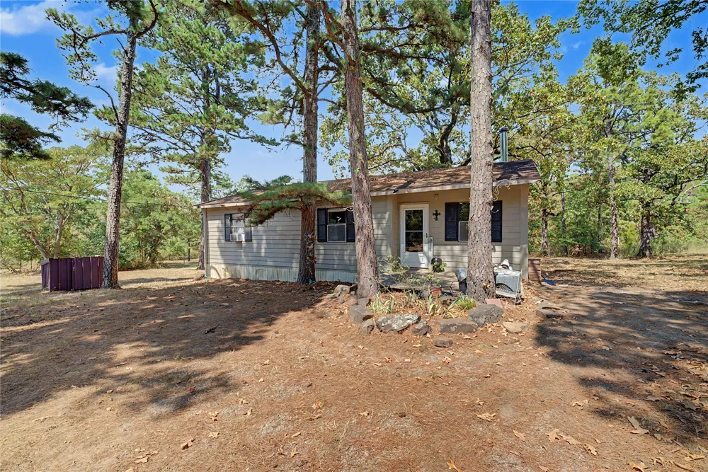 30066 W County Road 1343D McCurtain, OK 74944