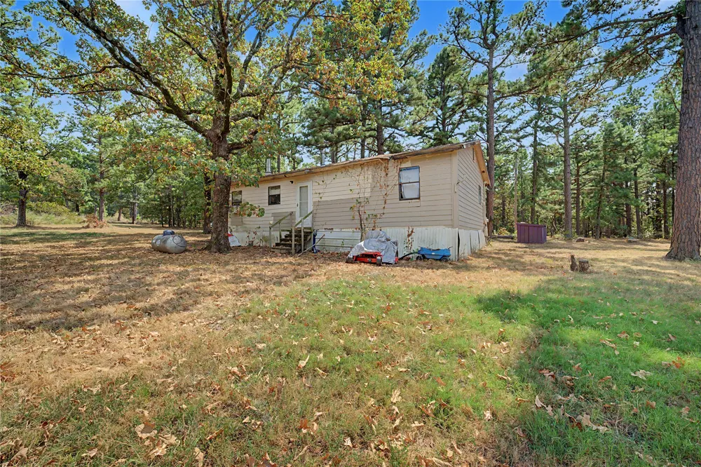 30066 W County Road 1343D McCurtain, OK 74944