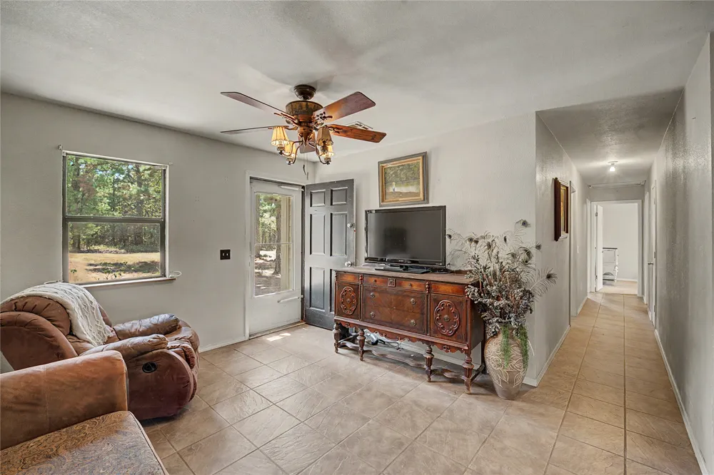 30066 W County Road 1343D McCurtain, OK 74944