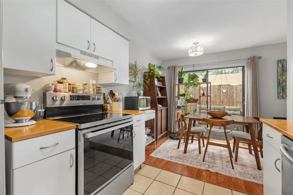 5616 Emerald Forest Drive #111 Austin, TX 78745