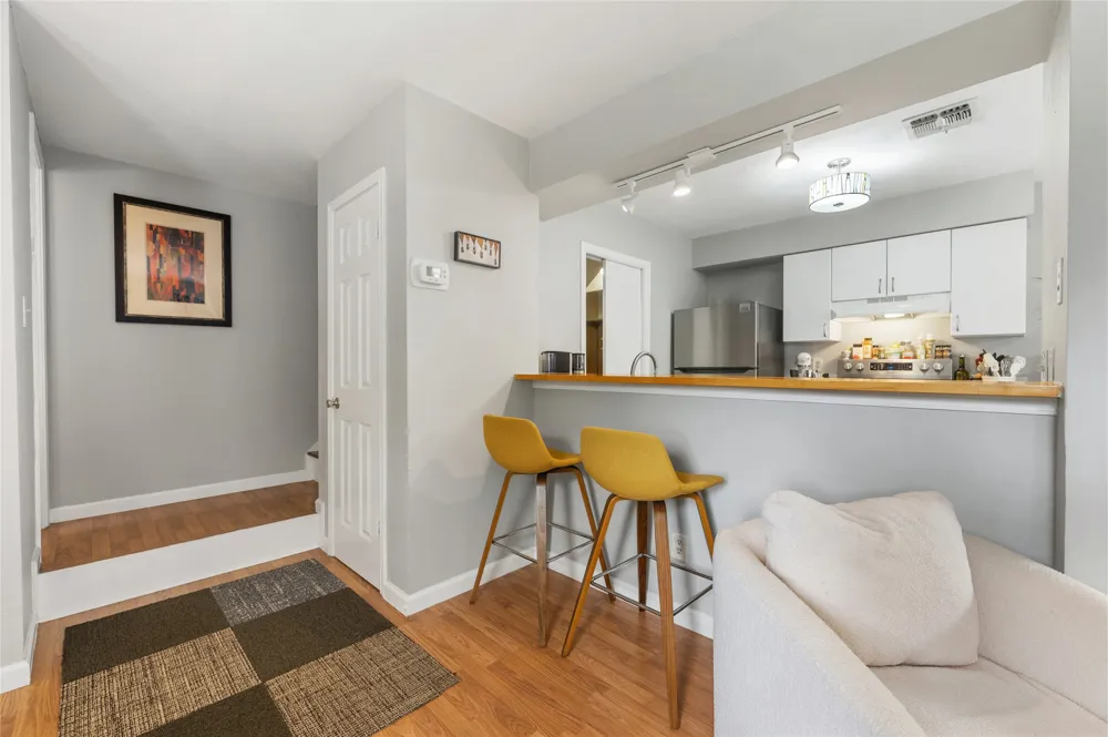 5616 Emerald Forest Drive #111 Austin, TX 78745