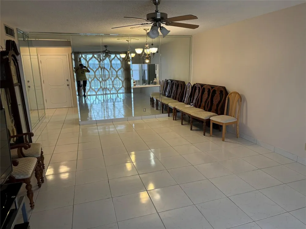301 NE 14TH AVENUE #708 Hallandale Beach, FL 33009