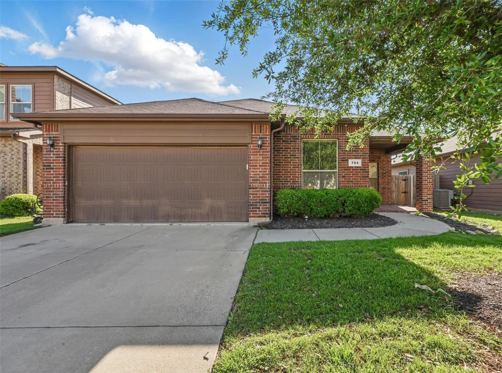 704 San Miguel Trail Fort Worth, TX 76052
