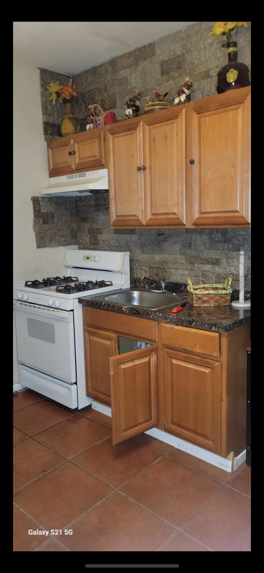 31478 Robert Road Thousand Palms, CA 92276