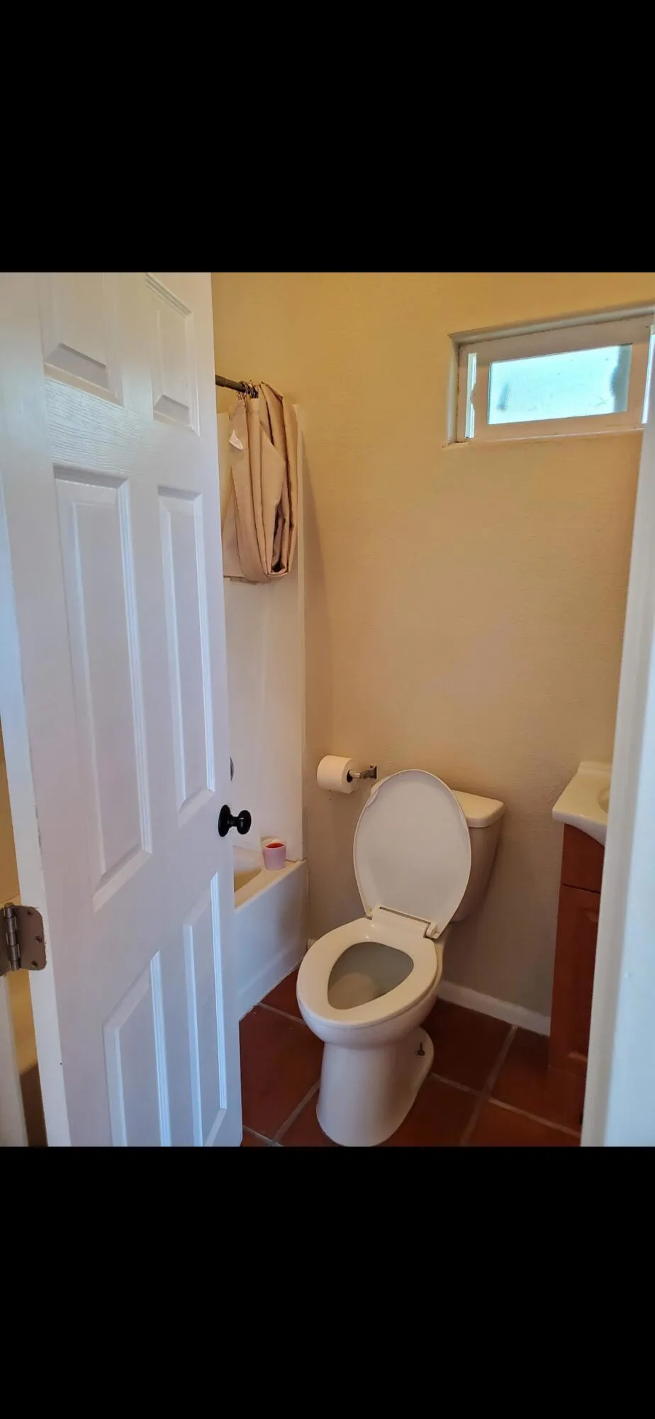 31478 Robert Road Thousand Palms, CA 92276