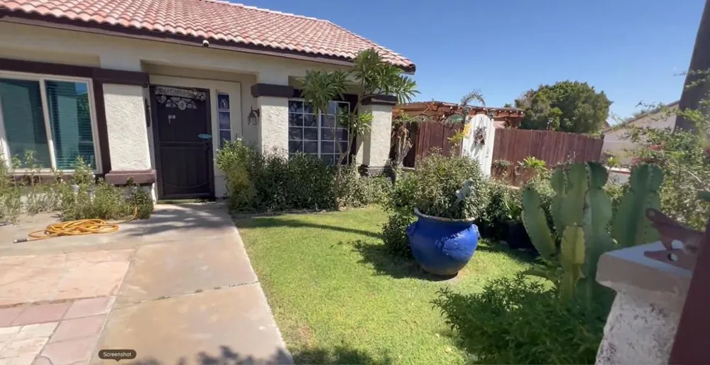 31478 Robert Road Thousand Palms, CA 92276