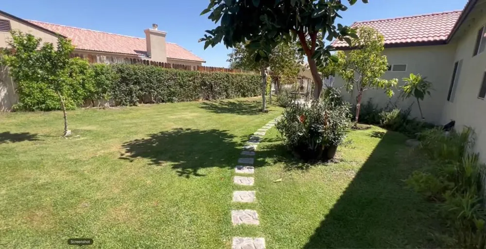 31478 Robert Road Thousand Palms, CA 92276