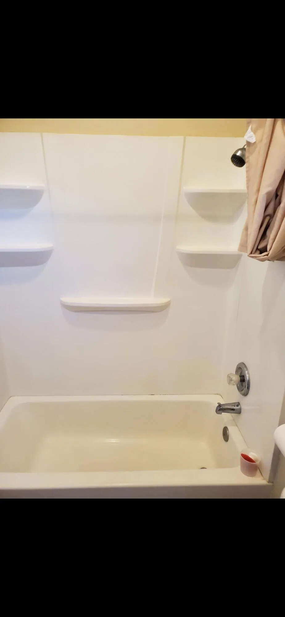 31478 Robert Road Thousand Palms, CA 92276