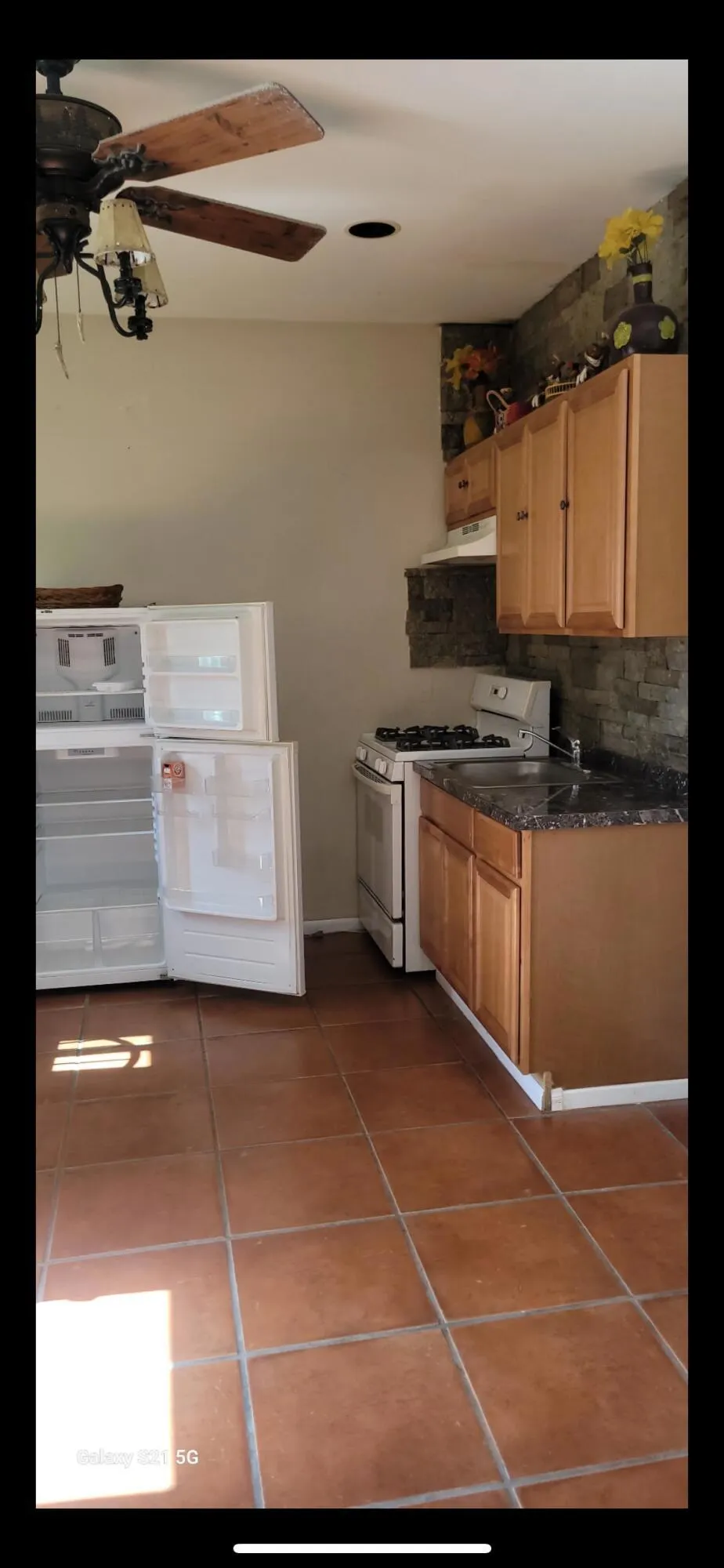 31478 Robert Road Thousand Palms, CA 92276
