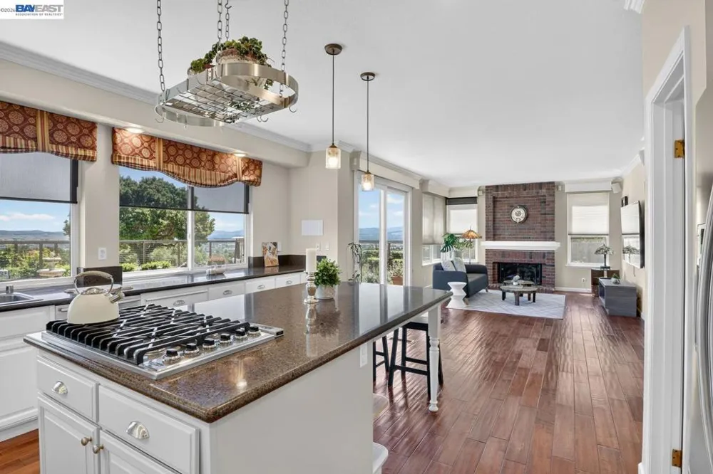 8257 Brittany Dr Dublin, CA 94568