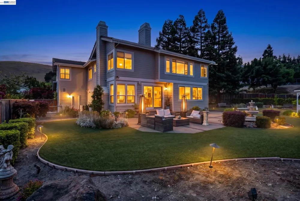 8257 Brittany Dr Dublin, CA 94568