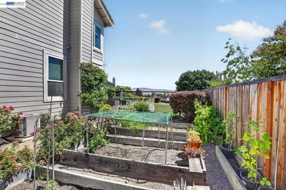 8257 Brittany Dr Dublin, CA 94568