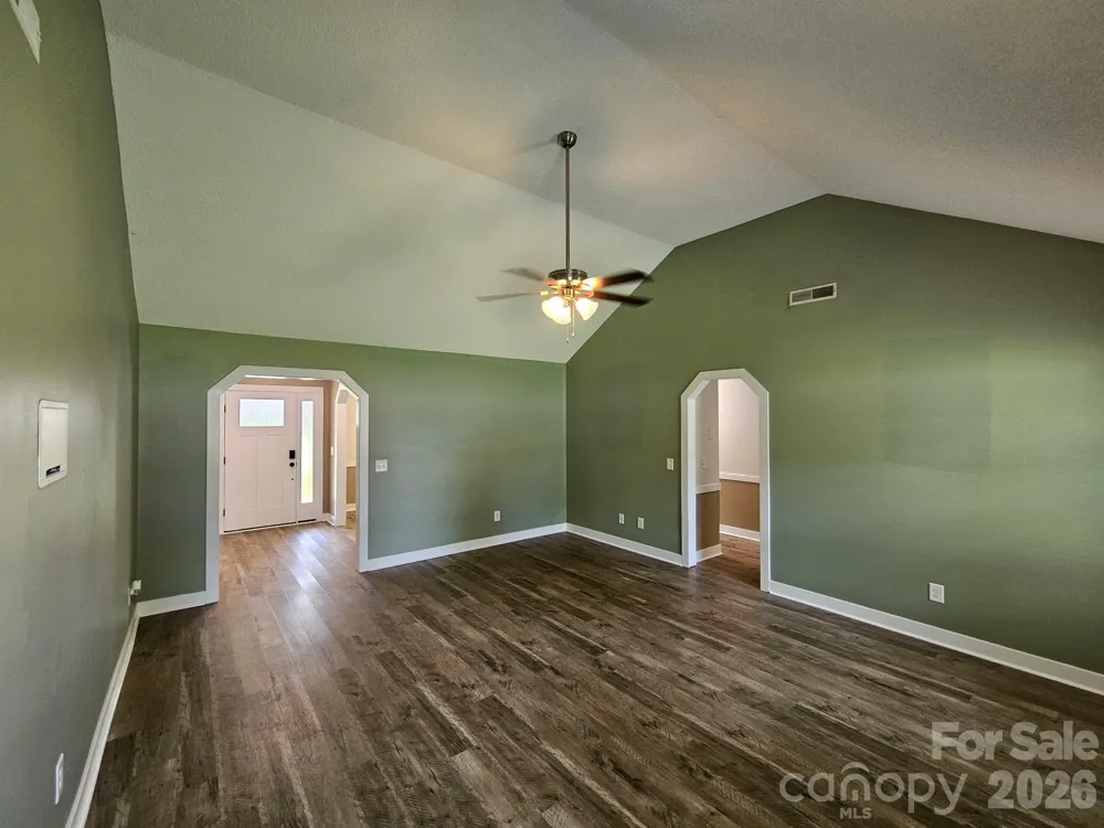1035 Waterway Drive Sumter, SC 29154