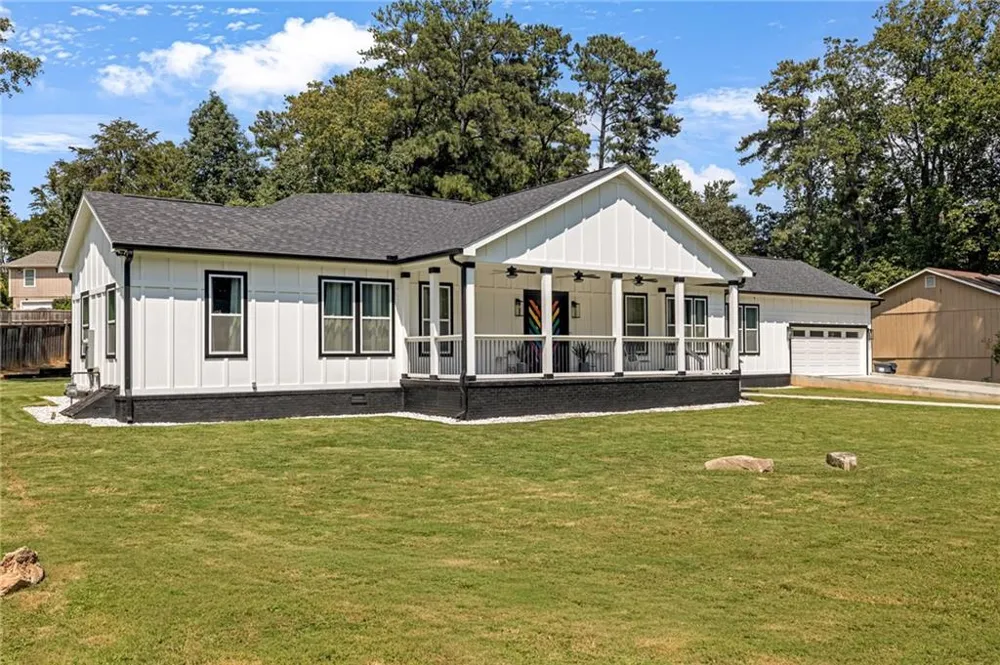 2535 Octavia Lane Marietta, GA 30062