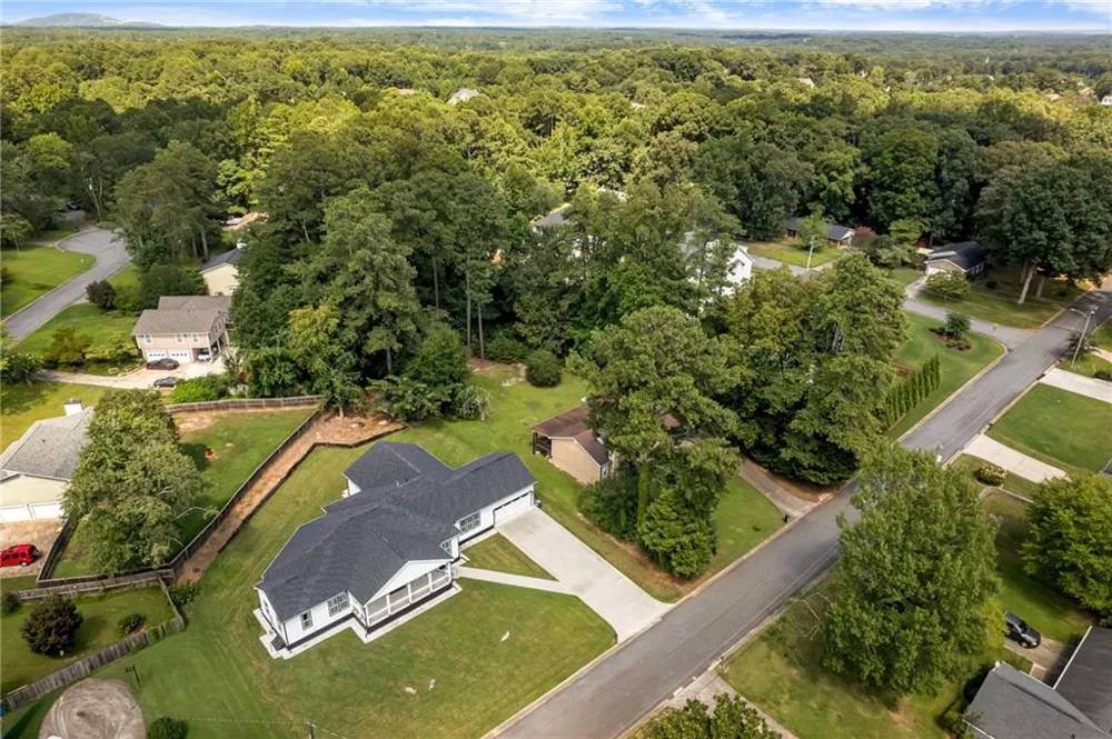 2535 Octavia Lane Marietta, GA 30062