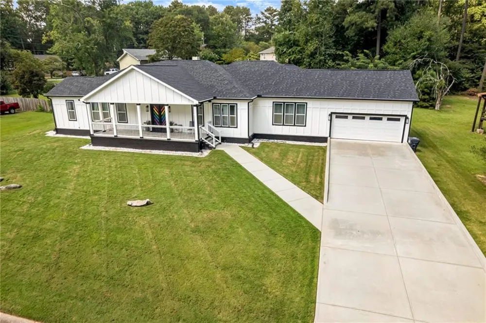 2535 Octavia Lane Marietta, GA 30062