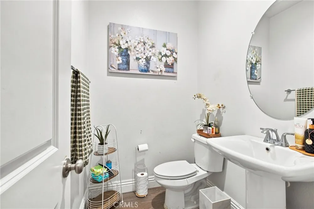 3505 W Poppet San Bernardino, CA 92407