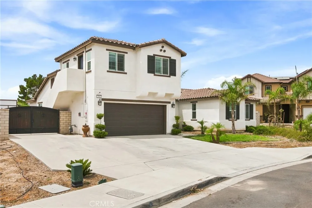 3505 W Poppet San Bernardino, CA 92407